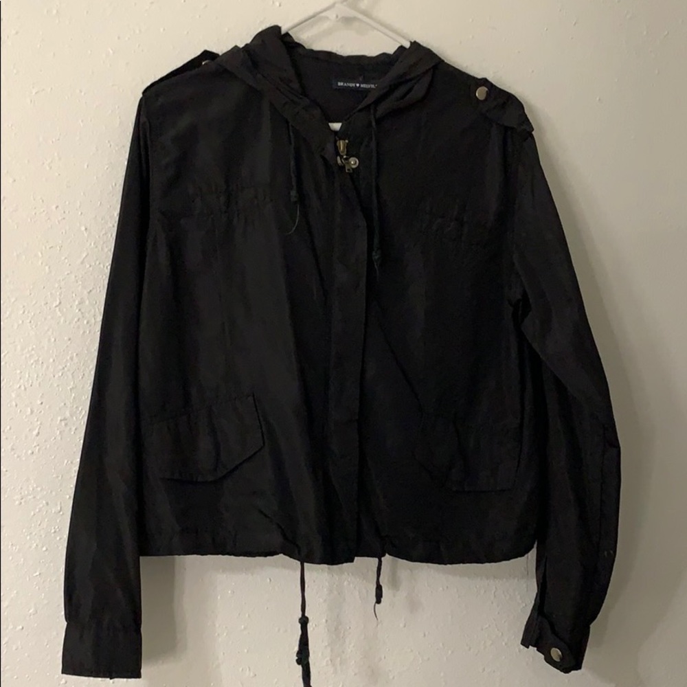 Brandy Melville - Black hooded windbreaker